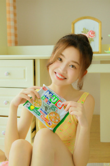 鸣人和小樱打扑克